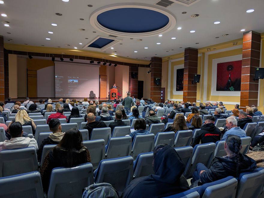 &Pi;&alpha;&rho;&alpha;&kappa;&omicron;&lambda;&omicron;ύ&theta;&eta;&sigma;&eta; &eta;&mu;&epsilon;&rho;ί&delta;&alpha;&sigmaf; &gamma;&iota;&alpha; &tau;&eta;&nu; &Omicron;&delta;&iota;&kappa;ή &Alpha;&sigma;&phi;ά&lambda;&epsilon;&iota;&alpha;