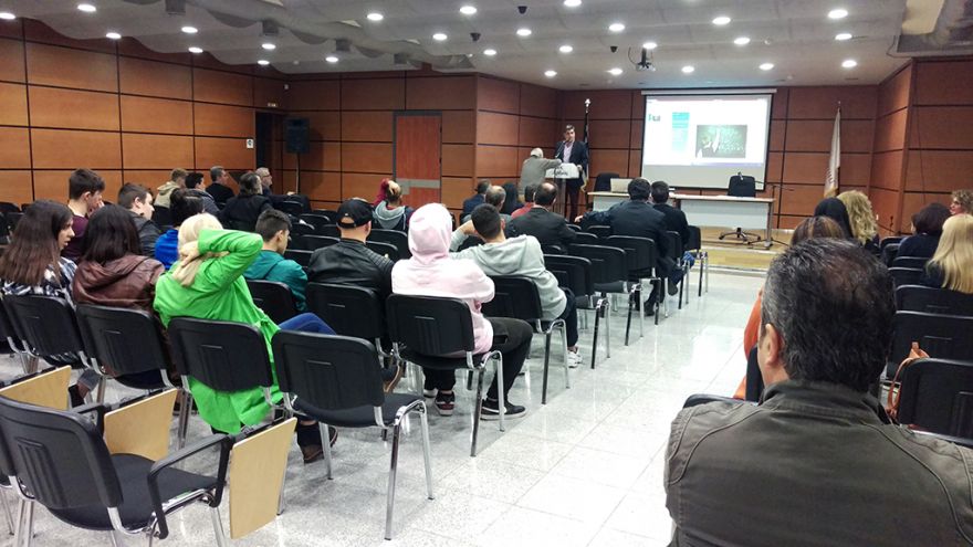 &Pi;&alpha;&rho;&alpha;&kappa;&omicron;&lambda;&omicron;ύ&theta;&eta;&sigma;&eta; &eta;&mu;&epsilon;&rho;ί&delta;&alpha;&sigmaf; &gamma;&iota;&alpha; &tau;&eta; &Delta;&eta;&mu;&iota;&omicron;&upsilon;&rho;&gamma;&iota;&kappa;ό&tau;&eta;&tau;&alpha; &kappa;&alpha;&iota; &tau;&eta;&nu; &Kappa;&alpha;&iota;&nu;&omicron;&tau;&omicron;&mu;ί&alpha; &sigma;&tau;&eta;&nu; &Epsilon;&kappa;&pi;&alpha;ί&delta;&epsilon;&upsilon;&sigma;&eta;