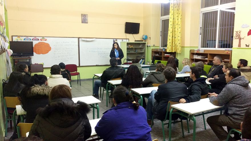 &Epsilon;&pi;ί&sigma;&kappa;&epsilon;&psi;&eta; &tau;&eta;&sigmaf; &kappa;&alpha;&sigmaf; &Kappa;&epsilon;&phi;&alpha;&lambda;ί&delta;&omicron;&upsilon; &Chi;&alpha;&rho;ά&sigmaf;, &beta;&omicron;&upsilon;&lambda;&epsilon;&upsilon;&tau;ή &Delta;&rho;ά&mu;&alpha;&sigmaf;, &sigma;&tau;&omicron; &Sigma;&Delta;&Epsilon;