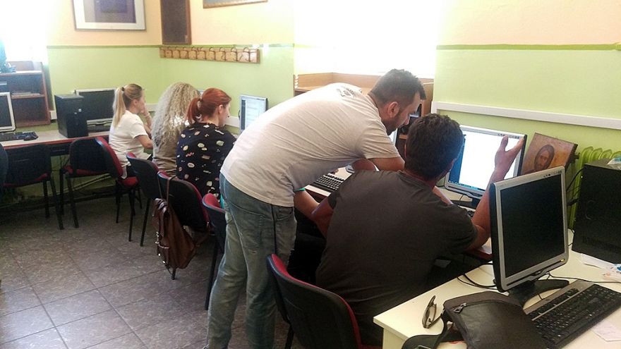 Έ&nu;&alpha;&rho;&xi;&eta; &upsilon;&pi;&eta;&rho;&epsilon;&sigma;&iota;ώ&nu; &sigma;&upsilon;&mu;&beta;&omicron;ύ&lambda;&omicron;&upsilon; &sigma;&tau;&alpha;&delta;&iota;&omicron;&delta;&rho;&omicron;&mu;ί&alpha;&sigmaf;