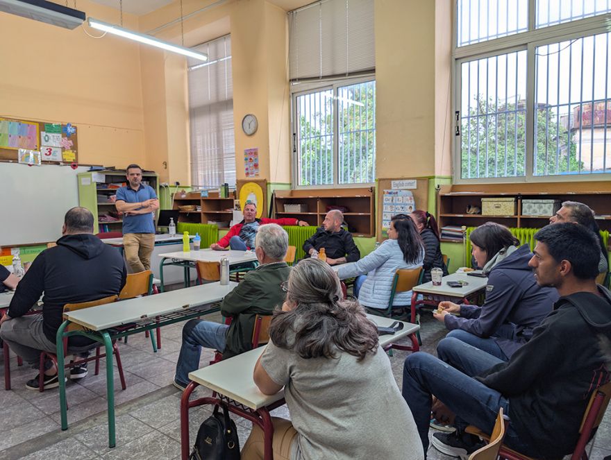 &Epsilon;&nu;&eta;&mu;έ&rho;&omega;&sigma;&eta; &gamma;&iota;&alpha; &tau;&eta; &sigma;&chi;&omicron;&lambda;ή &kappa;&rho;έ&alpha;&tau;&omicron;&sigmaf;