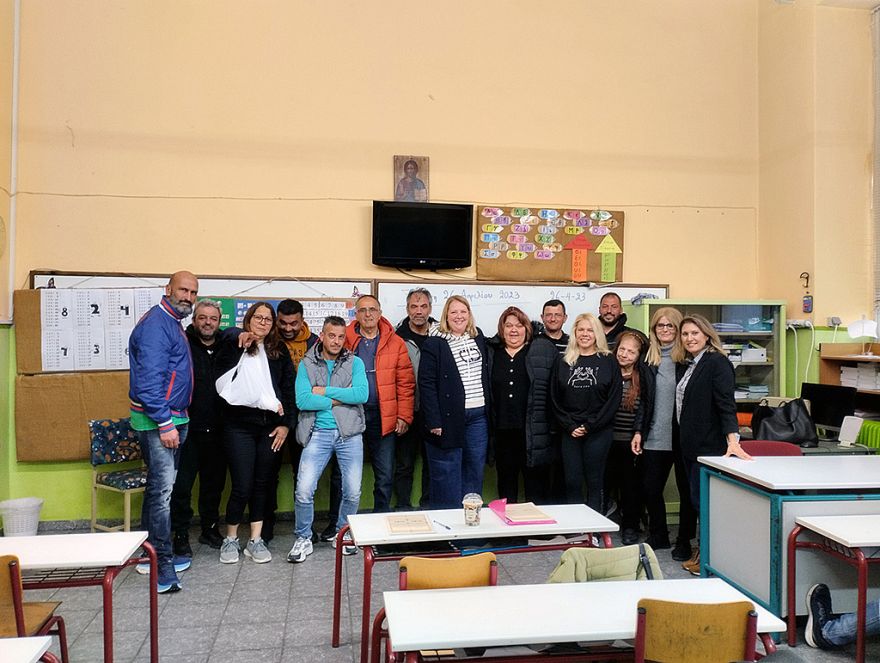 &Pi;&alpha;&rho;&omicron;&upsilon;&sigma;ί&alpha;&sigma;&eta; &tau;&omicron;&pi;&iota;&kappa;ή&sigmaf; &epsilon;&pi;&iota;&chi;&epsilon;ί&rho;&eta;&sigma;&eta;&sigmaf; SM &kappa;&alpha;&iota; &epsilon;&upsilon;&kappa;&alpha;&iota;&rho;ί&epsilon;&sigmaf; &gamma;&iota;&alpha; &epsilon;&rho;&gamma;&alpha;&sigma;ί&alpha;